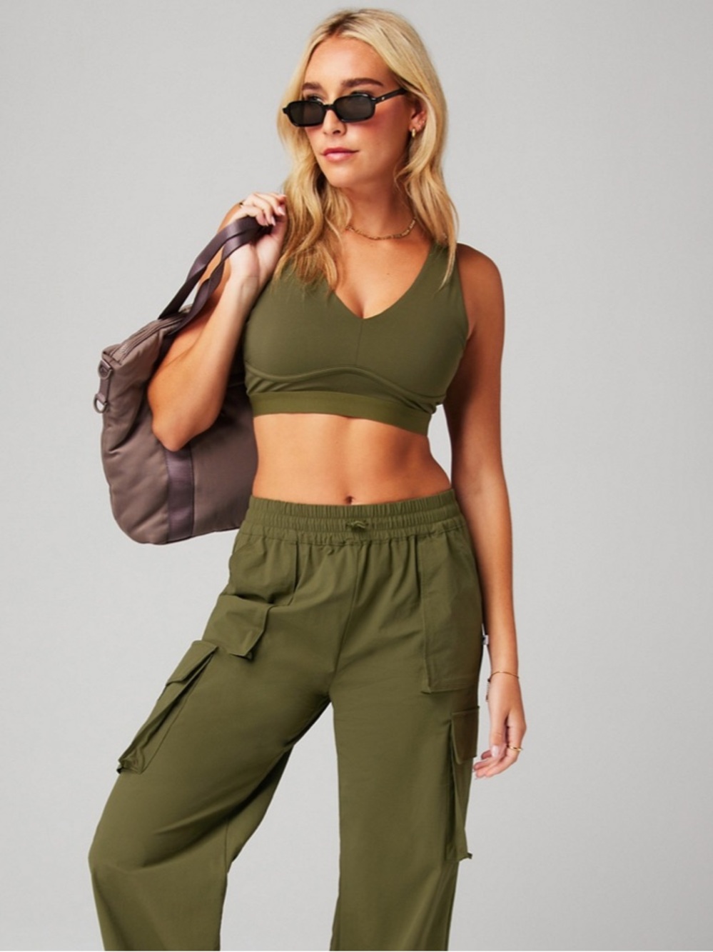 Fabletics Utility Green All Day Every Day Low Impact Bra - Picture 4 of 9